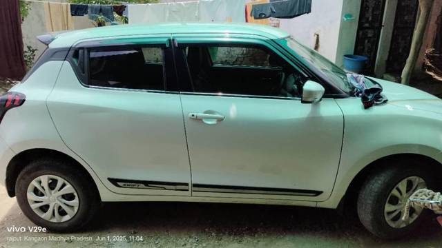 https://images10.gaadi.com/usedcar_image/4562382/original/processed_5bcdf84a-5042-4e90-b560-e5dfd89af7bf.jpg?imwidth=6400