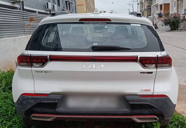 https://images10.gaadi.com/usedcar_image/4562415/original/1f107171-3260-49d9-9279-71eacef5e632.?imwidth=6401
