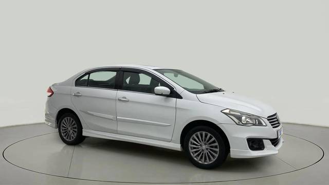 https://images10.gaadi.com/usedcar_image/4562420/original/90e652e3726548072695726fc0b41a5f.jpg?imwidth=6400