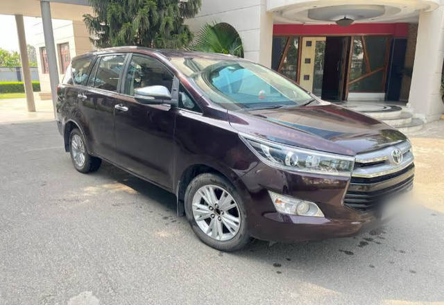 https://images10.gaadi.com/usedcar_image/4562443/original/939b3b3b-2c8e-467c-9c25-68b5c5133d32.?imwidth=6400