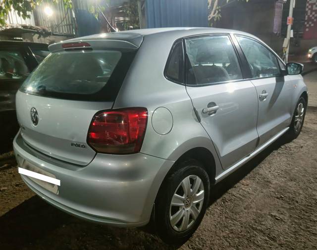 https://images10.gaadi.com/usedcar_image/4562459/original/processed_dcb8302af2761d2d658fdb6bef763b0f.jpg?imwidth=6402