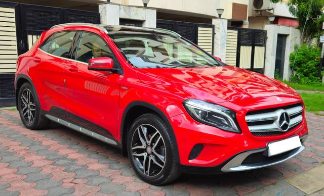 https://images10.gaadi.com/usedcar_image/4562460/original/processed_242f2ca49b76264291d2f490a4c9a7dd.jpg?imwidth=6400
