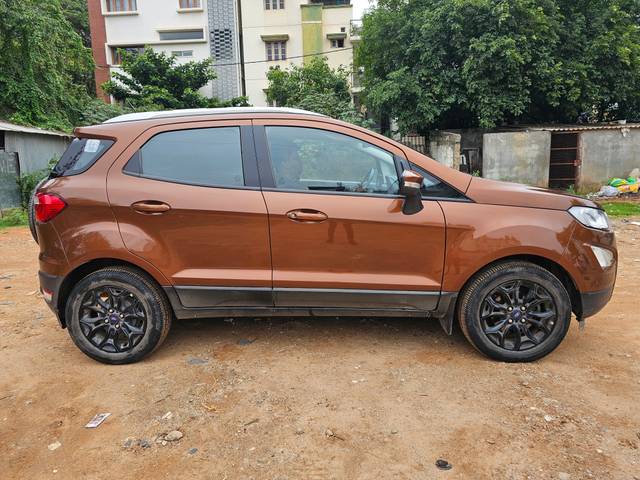 https://images10.gaadi.com/usedcar_image/4562489/original/dec8bb60a1153a3a0d99aaee4a0e3be3.jpg?imwidth=6401