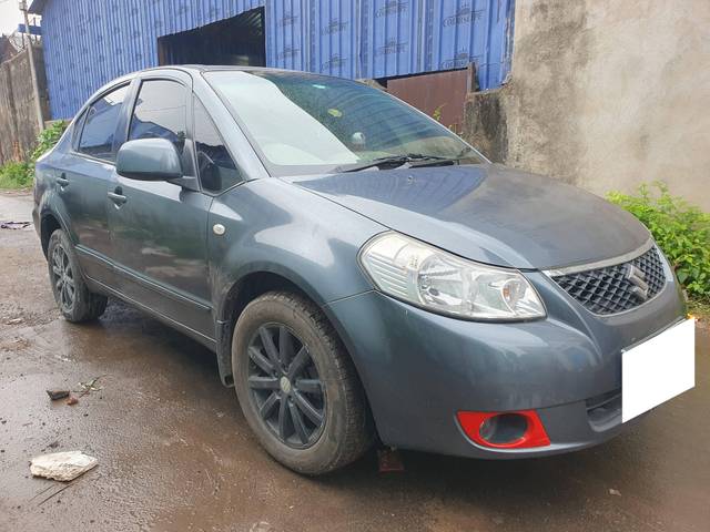 https://images10.gaadi.com/usedcar_image/4562499/original/processed_59bd28cb843b985a50d1258bc421f837.jpg?imwidth=6400