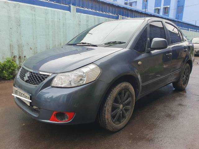 https://images10.gaadi.com/usedcar_image/4562499/original/processed_fb4cb28426f418746652fb1b5e19b13f.jpg?imwidth=6402