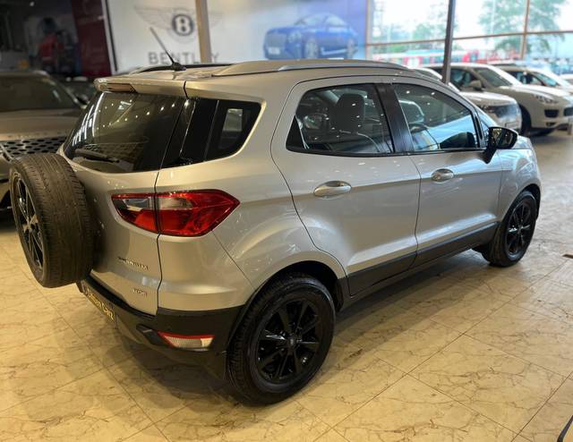 https://images10.gaadi.com/usedcar_image/4562565/original/processed_961d0987a922558ed1f5448f04252354.jpg?imwidth=6401