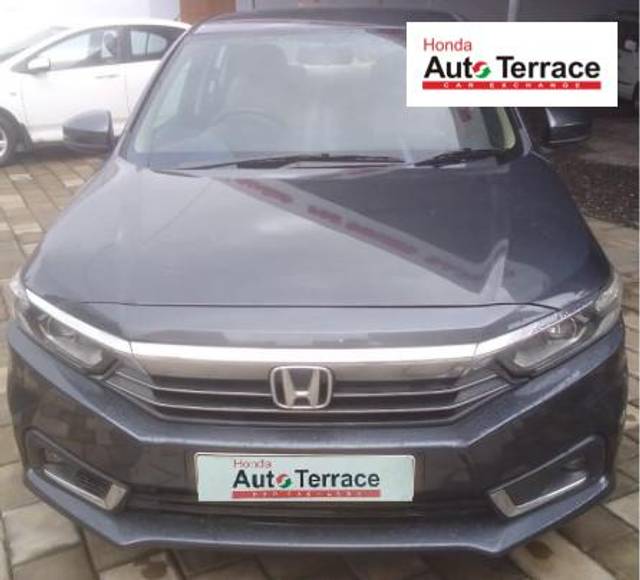 https://images10.gaadi.com/usedcar_image/4562582/original/906cc064f68cc03e94d4b15538cc230b.jpeg?imwidth=6400
