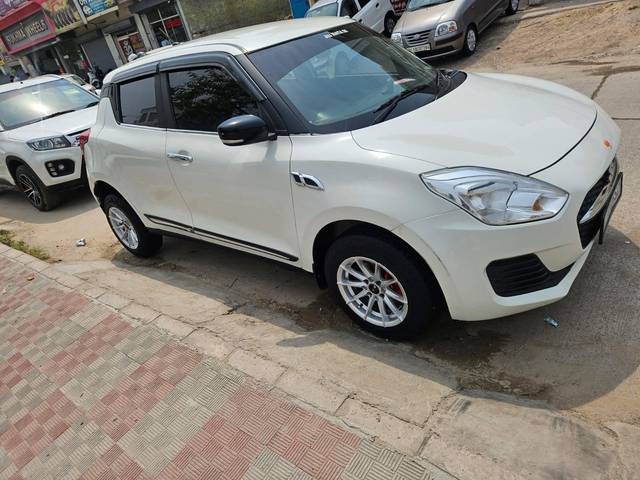 https://images10.gaadi.com/usedcar_image/4562603/original/processed_9fe17408e12622a97735a8be82403b1a.jpg?imwidth=6402
