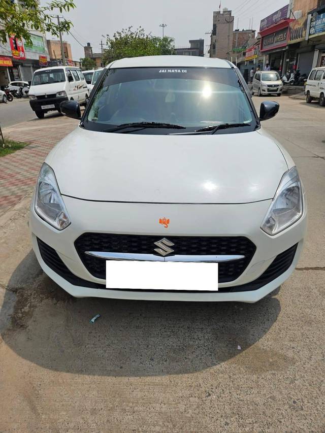 https://images10.gaadi.com/usedcar_image/4562603/original/processed_ae14ec2dac1351c3c4ad6c5ad4ad4c80.jpg?imwidth=6400