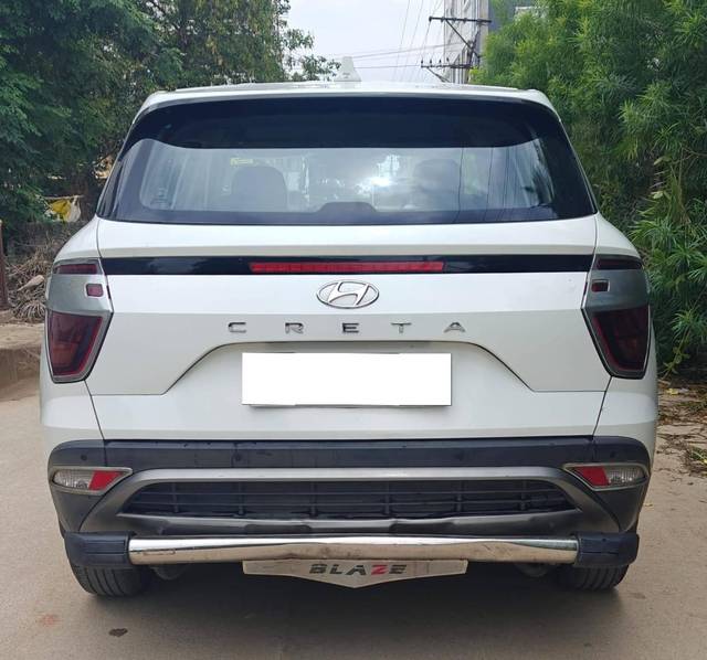 https://images10.gaadi.com/usedcar_image/4562617/original/processed_7ee2aa75ebe53393e228b87ff9479db3.jpg?imwidth=6402