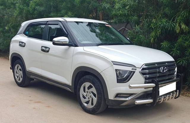 https://images10.gaadi.com/usedcar_image/4562617/original/processed_ea7fd96ed4a0111cfe02d18bbdf2f58f.jpg?imwidth=6400