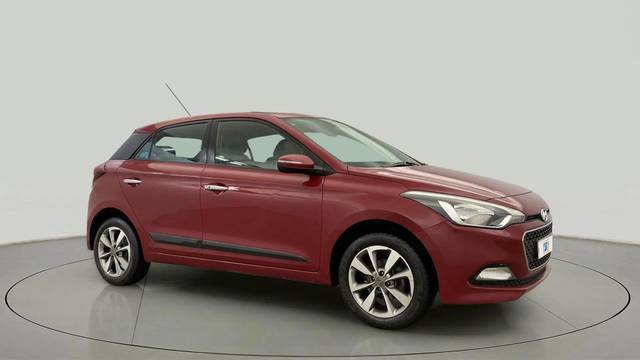 https://images10.gaadi.com/usedcar_image/4562620/original/2fc394a563fbf8b08d6e8c312ea8aade.jpg?imwidth=6400