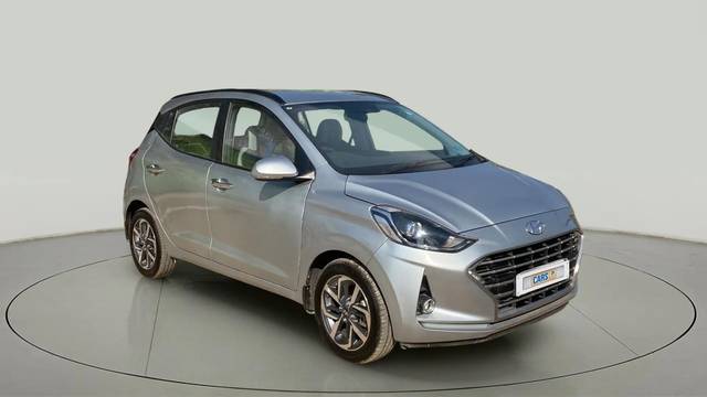 https://images10.gaadi.com/usedcar_image/4562625/original/3e9d9e4aaf2efd2394f1a595451c015d.jpg?imwidth=6400