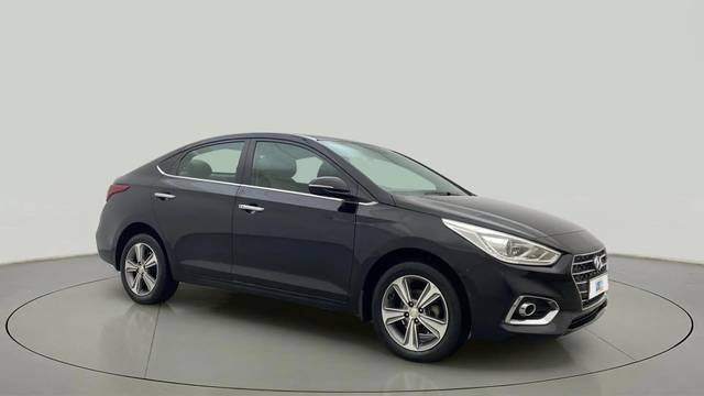 https://images10.gaadi.com/usedcar_image/4562632/original/852b04190dacc08e9a106b2f7efb4ee5.jpg?imwidth=6400