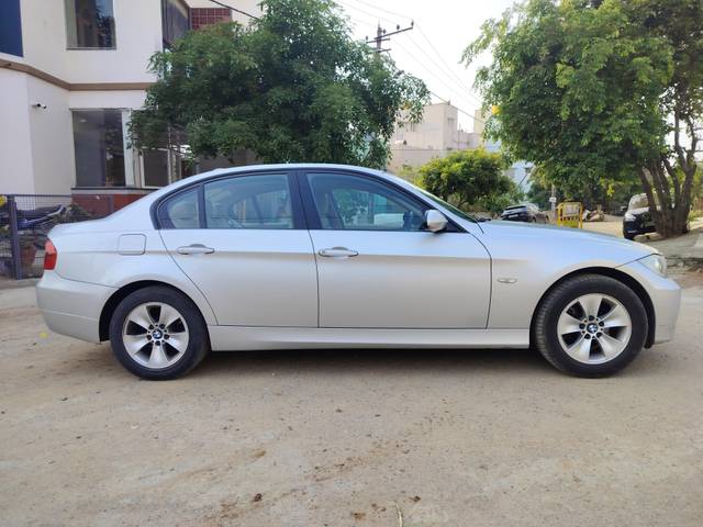https://images10.gaadi.com/usedcar_image/4562643/original/5e1b6b316572ab720f0ef6a63d6e5b82.jpg?imwidth=6401