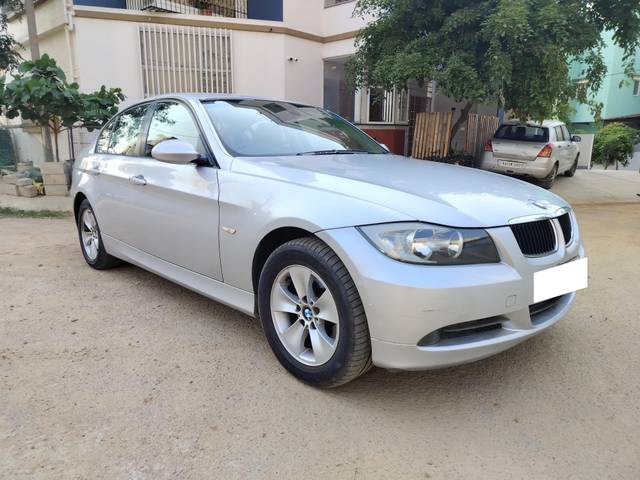 https://images10.gaadi.com/usedcar_image/4562643/original/processed_3acc833865b99af1bcf4efb85d19f03f.jpg?imwidth=6400