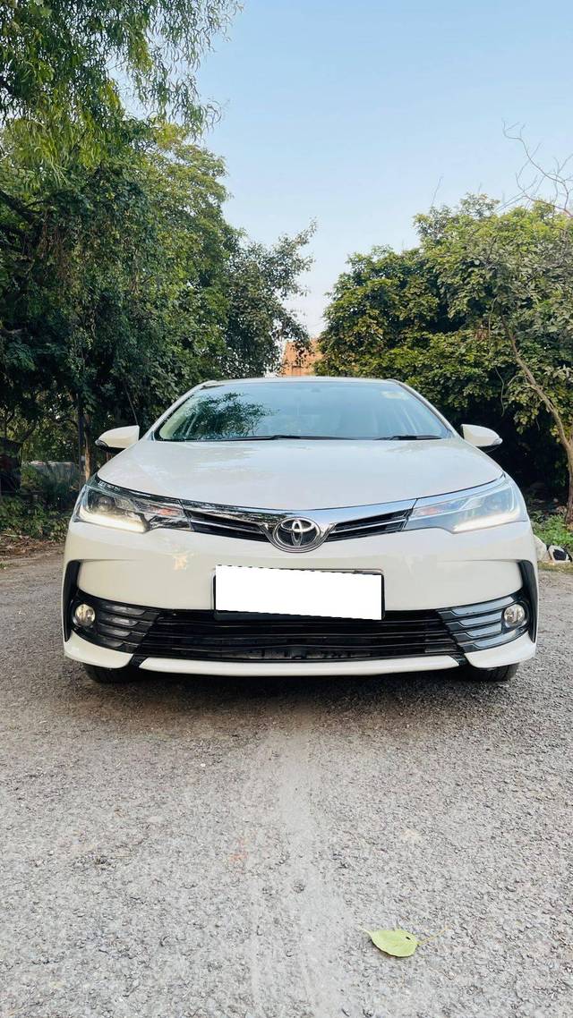 https://images10.gaadi.com/usedcar_image/4562648/original/processed_3ff1c3f83468ac5b43b31851ee52d175.jpg?imwidth=6402