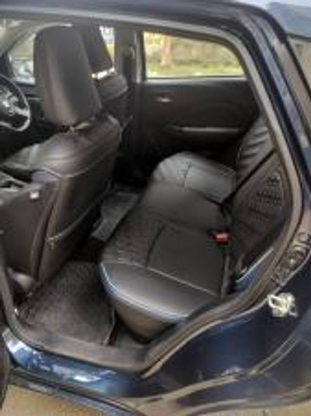 https://images10.gaadi.com/usedcar_image/4562696/original/33cdf17606e4cea460d65c9801751aef.jpg?imwidth=6402