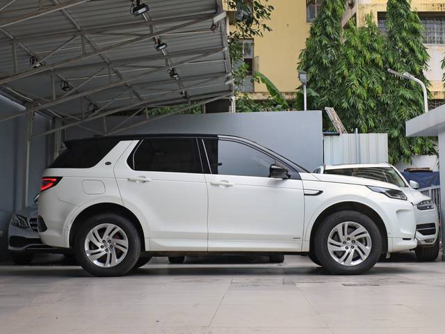 https://images10.gaadi.com/usedcar_image/4562700/original/6dfb30b58a53ab2ae52f43885f03228b.jpg?imwidth=6401