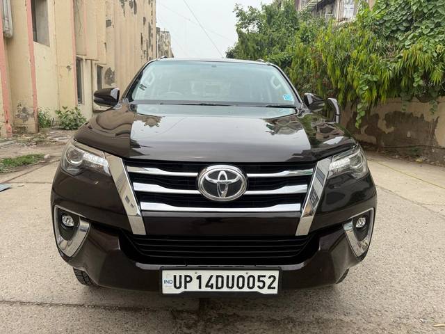 https://images10.gaadi.com/usedcar_image/4562713/original/6fb3330220953b382750164aa46601e0.jpg?imwidth=6400