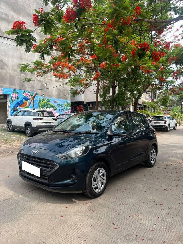 https://images10.gaadi.com/usedcar_image/4562745/original/processed_29f69394da1f59ece4c855963ed14ec4.jpg?imwidth=6400