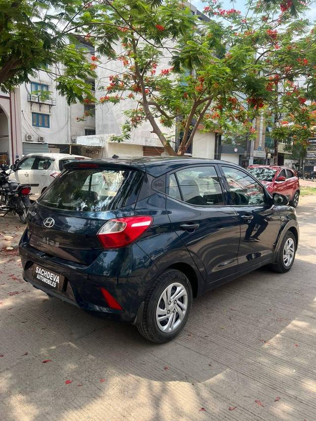 https://images10.gaadi.com/usedcar_image/4562745/original/processed_cda5fb08428415e20b9de4784cff1559.jpg?imwidth=6402