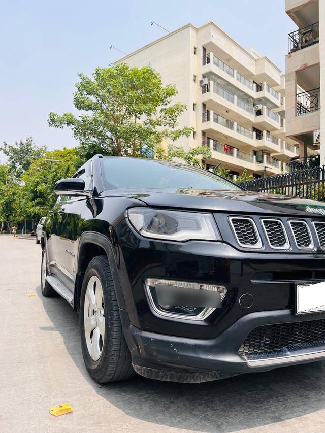 https://images10.gaadi.com/usedcar_image/4562746/original/processed_2ec3bfd2192ca50db5180a2f55dd14a2.jpg?imwidth=6400