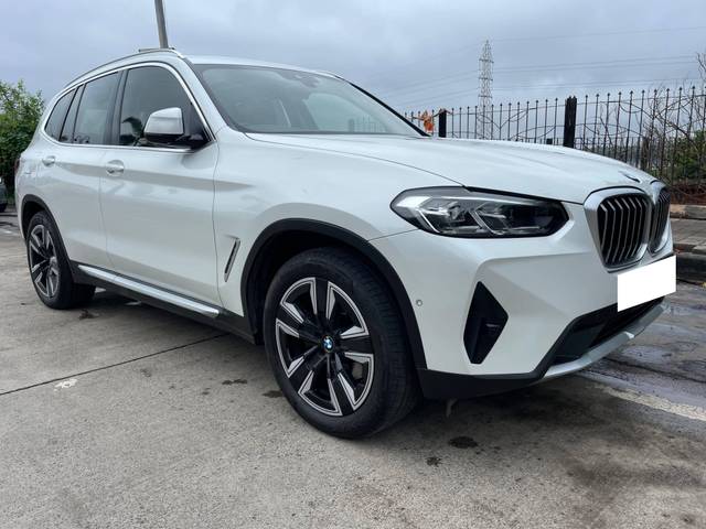 https://images10.gaadi.com/usedcar_image/4562763/original/processed_ded957a3034319b59691791244c50bb1.jpg?imwidth=6400