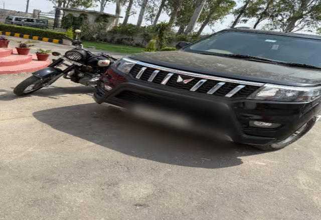 https://images10.gaadi.com/usedcar_image/4562766/original/cd7f701f-6160-49f3-9b1d-39f4676d6b0b.?imwidth=6402