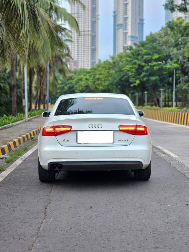 https://images10.gaadi.com/usedcar_image/4562836/original/processed_3349a9bcbaf396a4b20614f7b18faf59.jpg?imwidth=6402