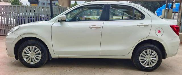 https://images10.gaadi.com/usedcar_image/4562846/original/processed_58af74230dfc707aec80a10e6a0c52f2.jpeg?imwidth=6402