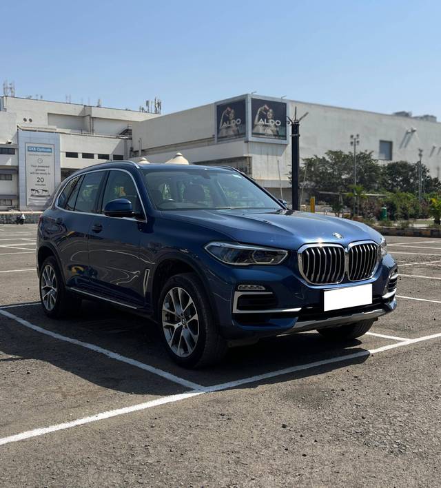 https://images10.gaadi.com/usedcar_image/4562850/original/processed_17dc7b1e2fb2049a1e2134f73d5e856b.jpg?imwidth=6400