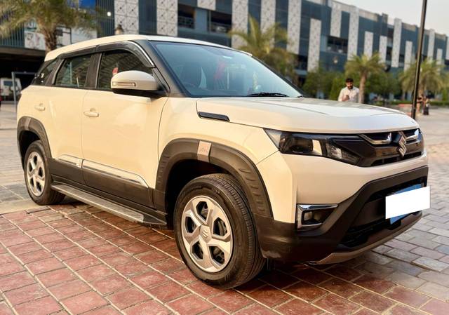 https://images10.gaadi.com/usedcar_image/4562852/original/processed_746bb2bf37dbaa5f0148d72e587ac4a6.jpg?imwidth=6400
