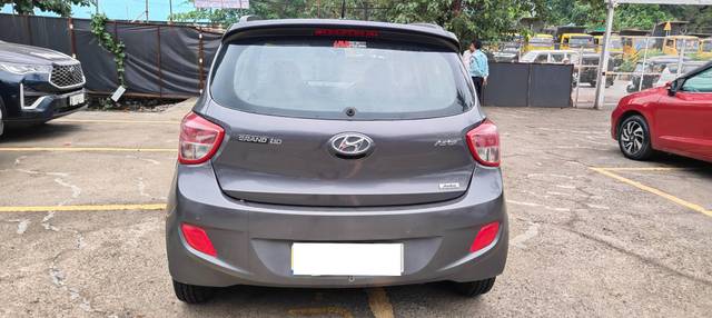 https://images10.gaadi.com/usedcar_image/4562857/original/processed_a895bba419cdcd4b95a426147c3136df.jpg?imwidth=6402