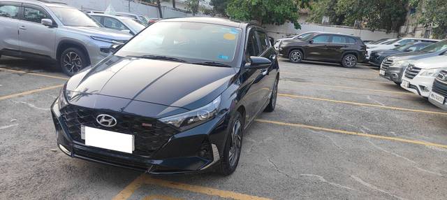 https://images10.gaadi.com/usedcar_image/4562878/original/processed_be88c8cac04b1d3302aadfa776278e37.jpg?imwidth=6400