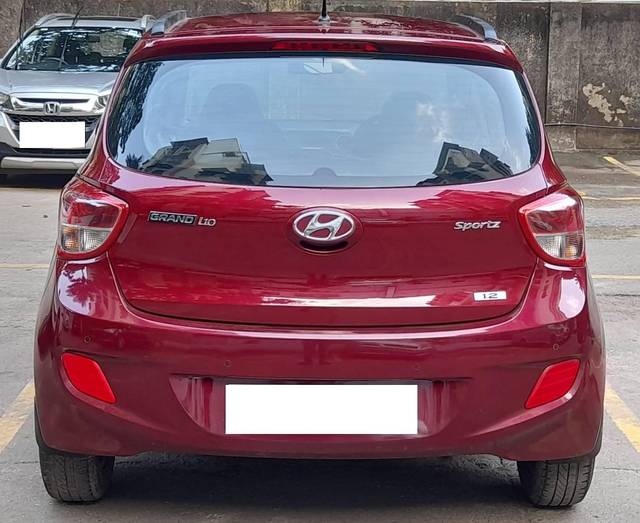 https://images10.gaadi.com/usedcar_image/4562886/original/processed_88726be8208898d2a0178dc9c6655d52.jpeg?imwidth=6401