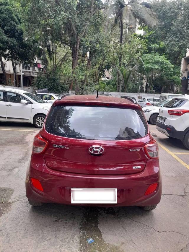 https://images10.gaadi.com/usedcar_image/4562886/original/processed_a8da9125ffe6959276f7d7d6dcffaa8d.jpeg?imwidth=6401