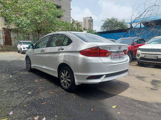 https://images10.gaadi.com/usedcar_image/4562888/original/processed_8c8855ff1419d23ce9a90b83ab29203c.jpeg?imwidth=6402
