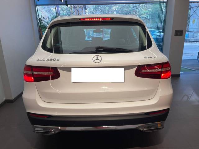 https://images10.gaadi.com/usedcar_image/4562889/original/processed_8a2ee35f6f9854ee97808fc2918a61a5.jpeg?imwidth=6402
