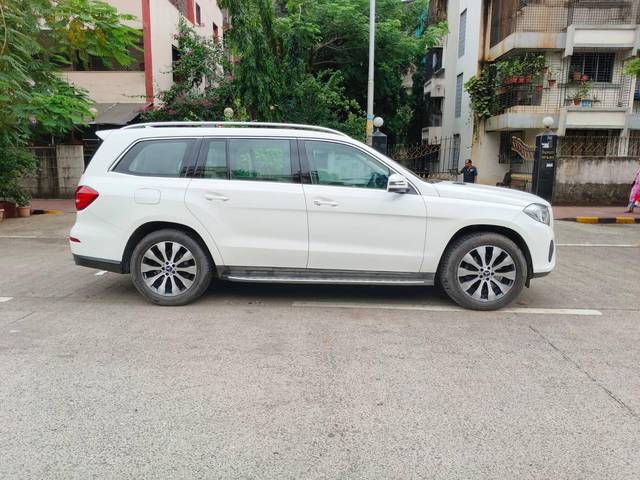 https://images10.gaadi.com/usedcar_image/4562898/original/processed_d5c9edb520c5f3f429a080b4696c35c6.jpg?imwidth=6401