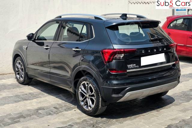 https://images10.gaadi.com/usedcar_image/4562903/original/processed_74bb7cefa14e71b7fba0a207073b18fb.jpg?imwidth=6402