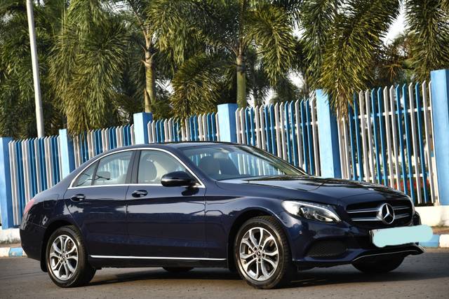 https://images10.gaadi.com/usedcar_image/4562950/original/68375733bb0dc482808c8a3d09d0fbd8.jpg?imwidth=6400