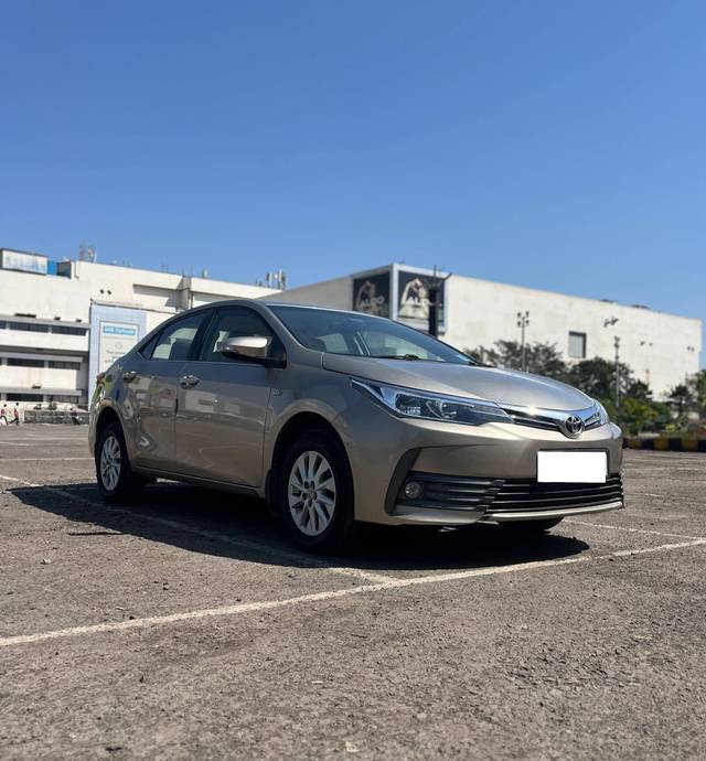 https://images10.gaadi.com/usedcar_image/4562953/original/processed_57b9f37f764222a7a0b6ead1856dd5ea.jpeg?imwidth=6400