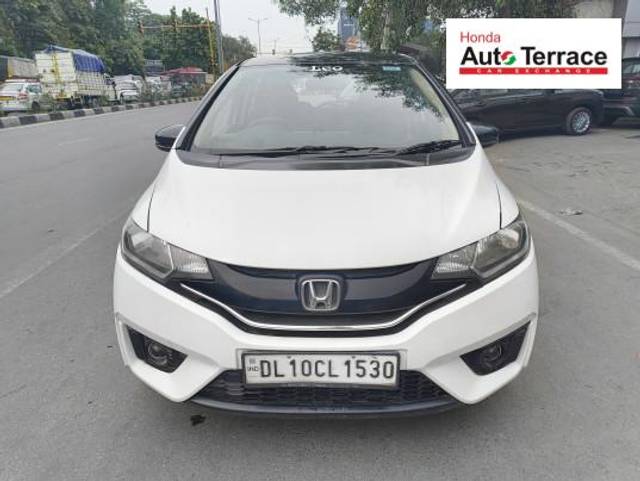 https://images10.gaadi.com/usedcar_image/4562984/original/0c8d0dff8e61e7c6b0e44677c16b1ae0.jpg?imwidth=6400