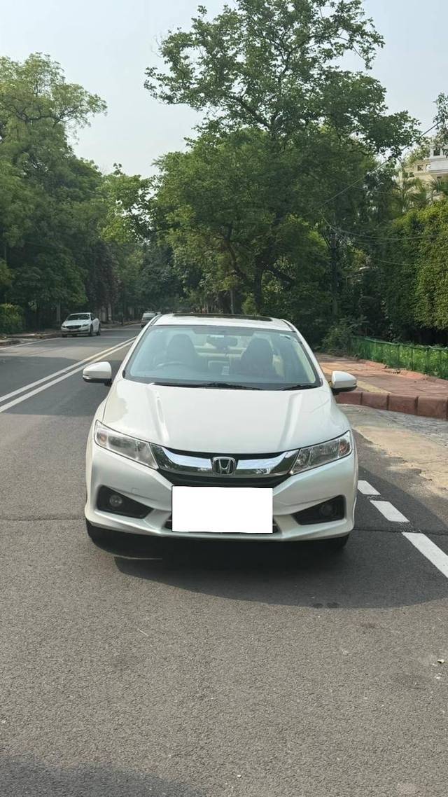 https://images10.gaadi.com/usedcar_image/4562999/original/processed_fb910af6-d162-474b-bbb4-6c6c2d8ffb8d.jpg?imwidth=6400