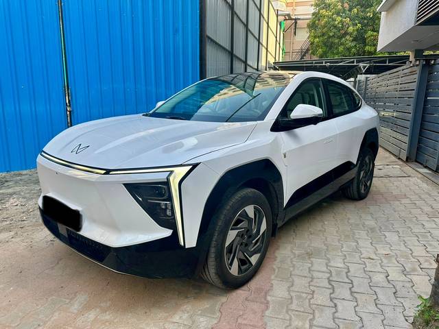 https://images10.gaadi.com/usedcar_image/4563003/original/e2cee50c43daaecd10c2241ea3e5c9ed.jpeg?imwidth=6402