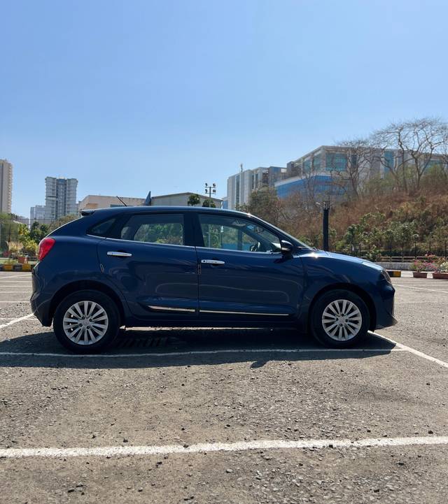 https://images10.gaadi.com/usedcar_image/4563028/original/265da42f49e00814ce1f131d6145f8ac.jpeg?imwidth=6401