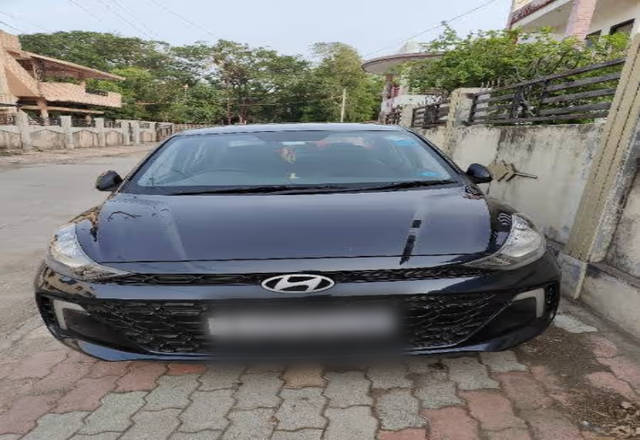 https://images10.gaadi.com/usedcar_image/4563063/original/0c4b800e-f027-4c91-96e8-264f5f78cf8c.?imwidth=6400