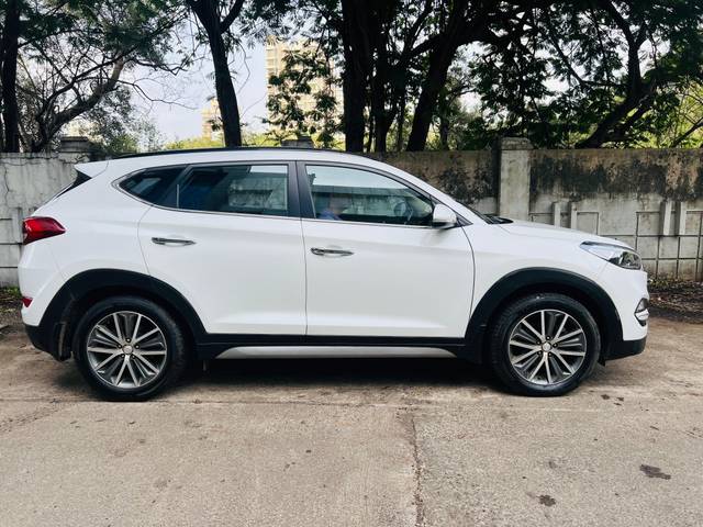 https://images10.gaadi.com/usedcar_image/4563095/original/e3819a128828a51c29c59a428af2e45f.jpg?imwidth=6401