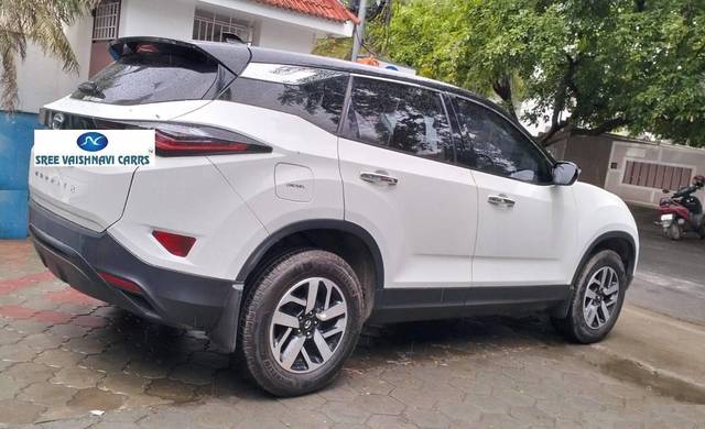 https://images10.gaadi.com/usedcar_image/4563118/original/processed_0f126b1efbc1f375a94cbee2a01b1db4.jpeg?imwidth=6402